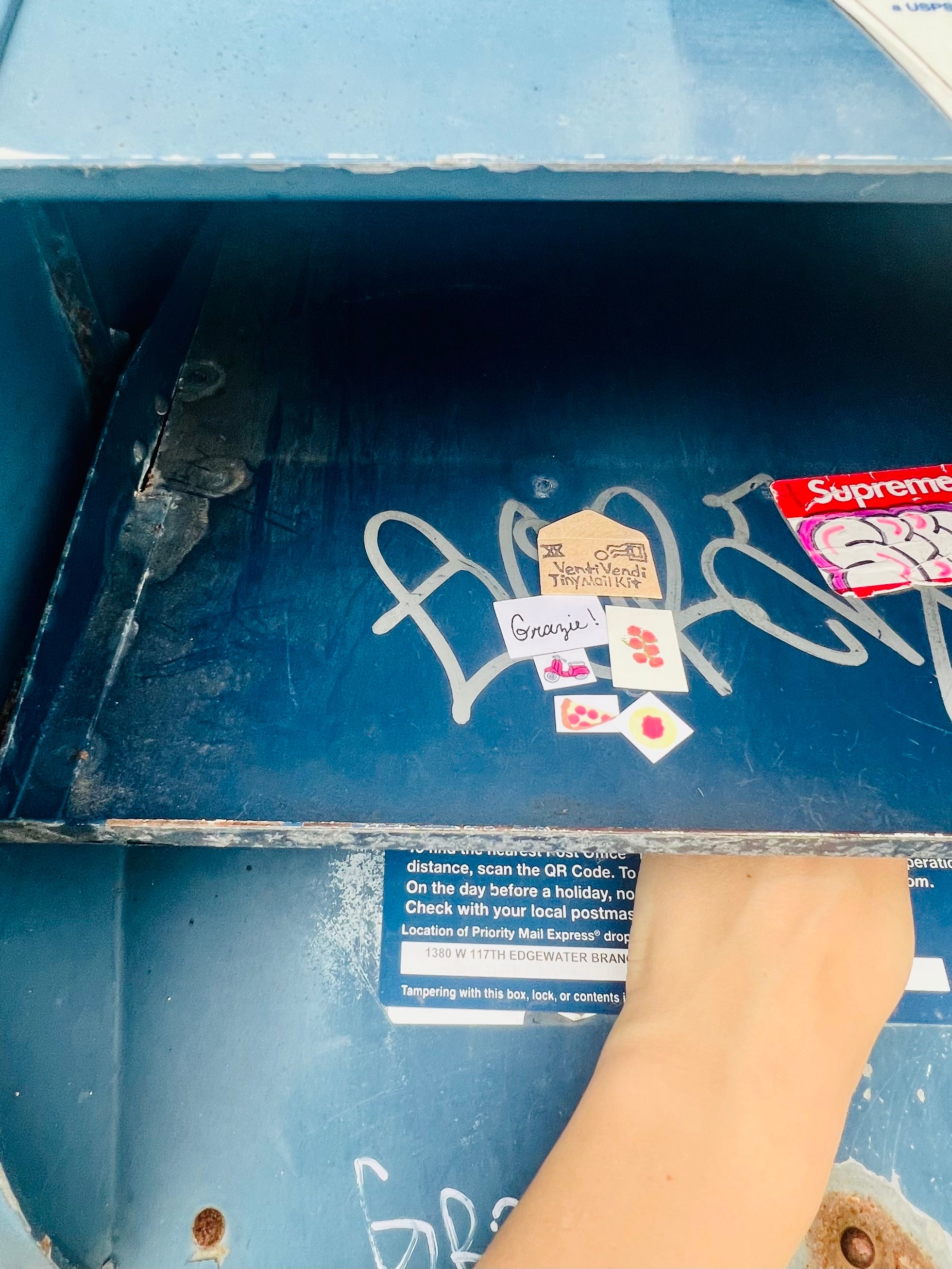 Tiny Italian Mail Kit
